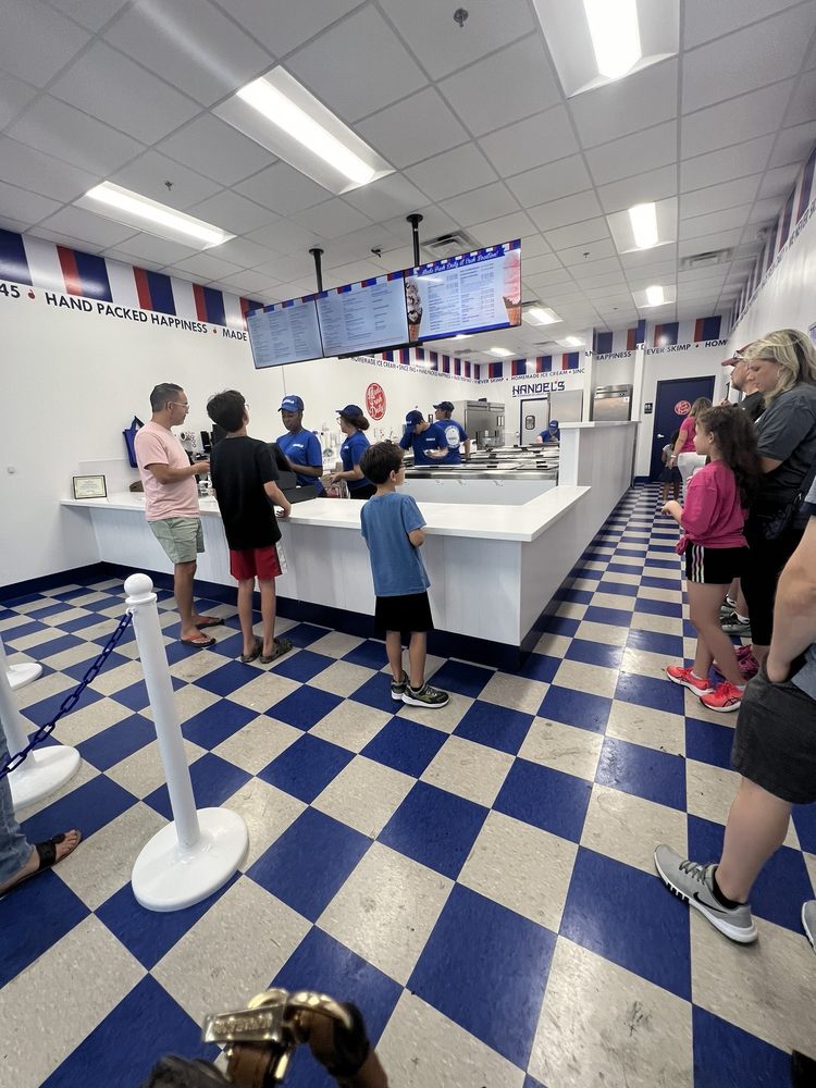 HANDEL’S HOMEMADE ICE CREAM Updated November 2024 13 Photos 252