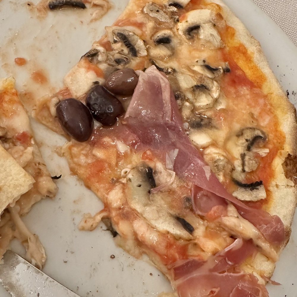 Pizza capricciosa!