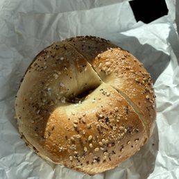 everything bagel toasted with cream cheese everything bagel toasted with cream cheese