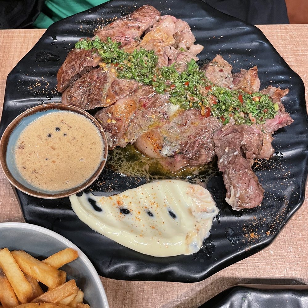 Vonns - Steak Frites - Burgers Near Me - Vancouver, British Columbia Vonns - Steak Frites - Burgers Near Me - Vancouver, British Columbia