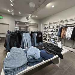H&M