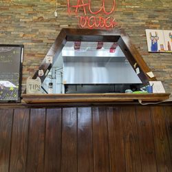 El Chipotle Latin Market and Restaurant