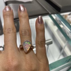 Custom ring