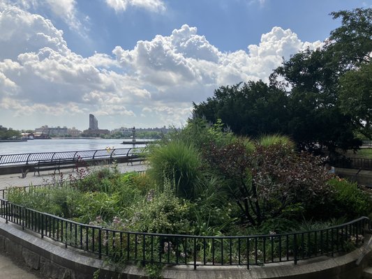 Gracie Mansion Conservancy by null