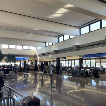 Eppley Airfield - OMA - Terminal - Airports Near Me - Omaha, Nebraska Eppley Airfield - OMA - Terminal - Airports Near Me - Omaha, Nebraska