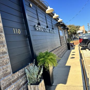 Grutogi Bistro - Coffee & Tea Near Me - Keller, Texas