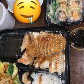 Tomo 68 - Chicken Teriyaki Dinner and Mohegan Sun Roll - Asian Fusion Near Me - Naugatuck, Connecticut