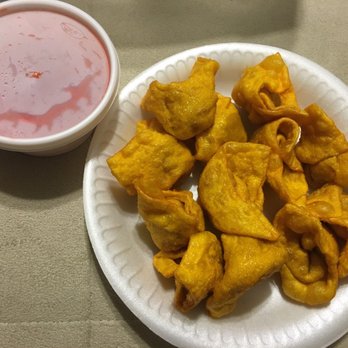 East Met West - Fried wontons with sweet sauce - Chinese Near Me - Brooklyn, New York East Met West - Fried wontons with sweet sauce - Chinese Near Me - Brooklyn, New York