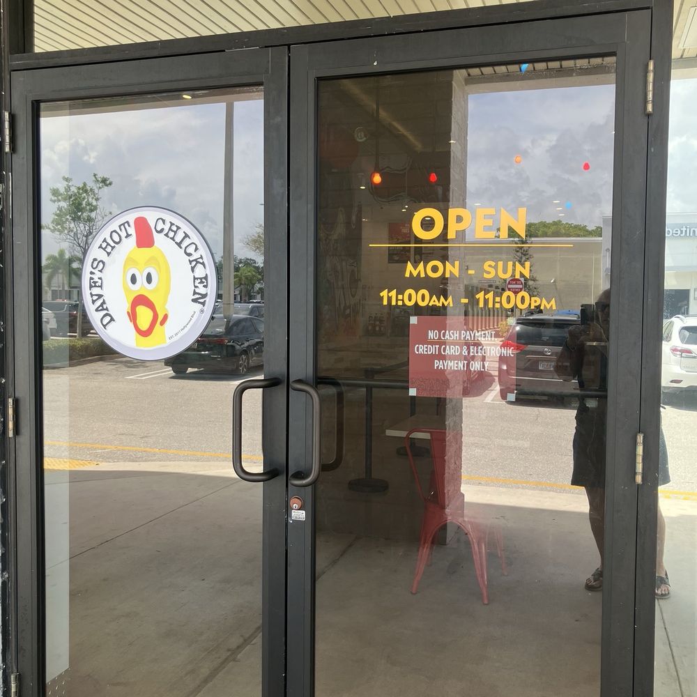 Dave's Hot Chicken - Entrance - Chicken Shop Near Me - Boynton Beach, Florida