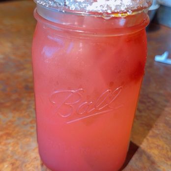 Huckleberry's Breakfast and Lunch - Strawberry Lemonade - Breakfast & Brunch Near Me - Stockton, California