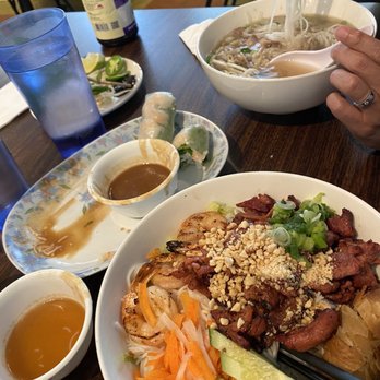 999 Phở - Combination vermicelli shrimp spring rolls and pho - Vietnamese Near Me - Reno, Nevada