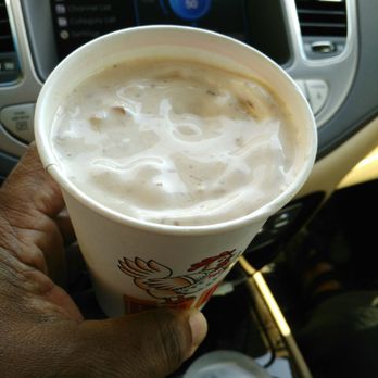 PDQ Chicken - Banana Pudding milkshake? More like a VANILLA WAFER SHAKE w/a hint of banana. Uneventful. Not recommended. :( - Fast Food Near Me - Brandon, Florida