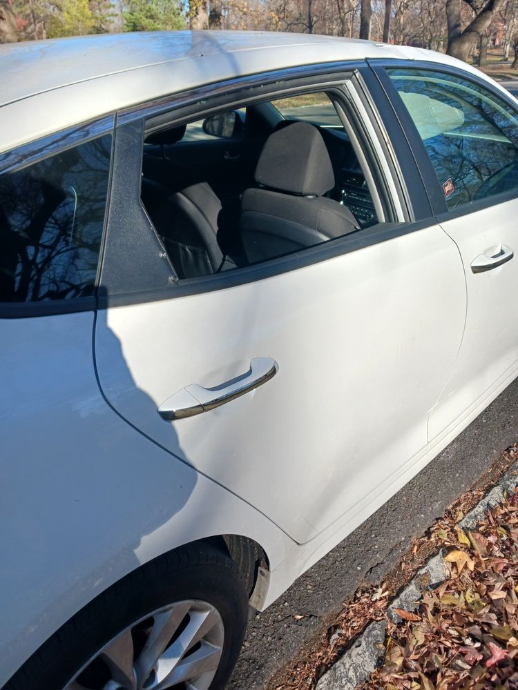 BROADWAY AUTO GLASS Updated September 2024 14 Reviews 7805 Ivory Ave, Saint Louis