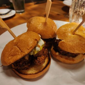 Burntwood Tavern - Chicken sliders - Breakfast & Brunch Near Me - Orlando, Florida Burntwood Tavern - Chicken sliders - Breakfast & Brunch Near Me - Orlando, Florida