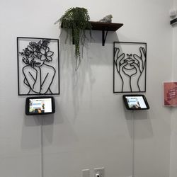 SOS WAX and Skincare - Aliante - IPads for checking in