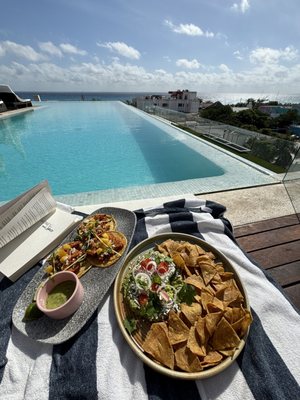 The Fives Downtown Hotel - Curio Collection by Hilton by null