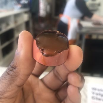 Sweet Bean - Chocolate bon-bon (caramel flavour) - Chocolatiers & Shops Near Me - Cleveland, Ohio