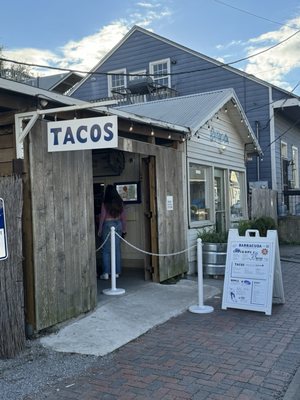 Barracuda Taco Stand by null