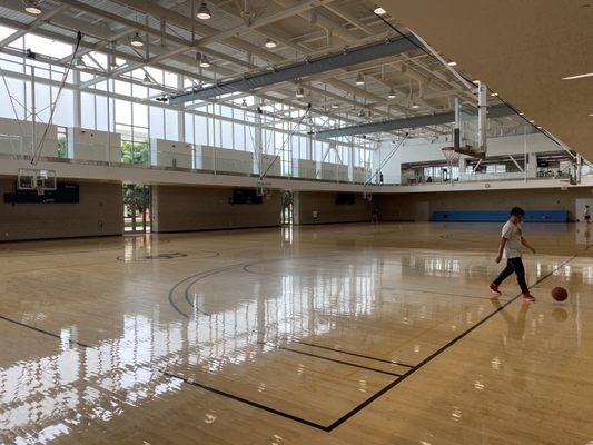 Student Recreation Wellness Center by null