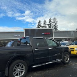 Orchards Auto License - Front street view