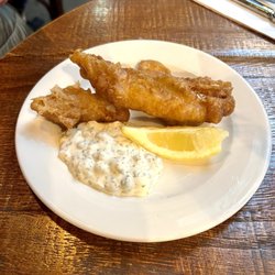 The Counting House - Fried fish