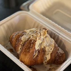 Golden State Coffee Roasters - Almond croissant, very artificial tasting