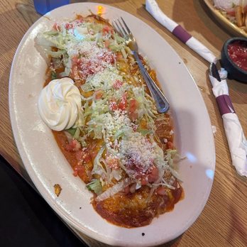 Azteca Restaurant - Macho Burrito - Mexican Near Me - Lancaster, California
