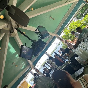 Bahama Breeze - Bar patio - Seafood Near Me - Tampa, Florida