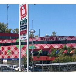 Maschwitz Mall - Maschwitz Mall: Centro de compras y servicios.