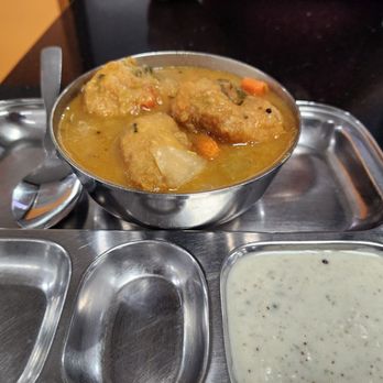 Komala Vilas - Sambar vada - Vegetarian Near Me - Sunnyvale, California Komala Vilas - Sambar vada - Vegetarian Near Me - Sunnyvale, California