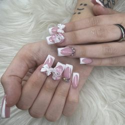 Sandy's Nail