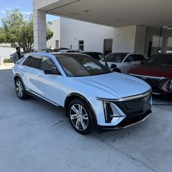 user provided Cadillac of Thousand Oaks photo