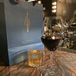 La Sala - Old fashion and wine