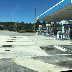 Chevron - Pumps