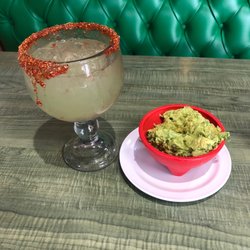 El Corcel Mexican Restaurant - Margarita and guacamole