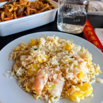 Joy Yee Noodle - 817. Pineapple Chicken and Shrimp Fried Rice 110. Beef Udon Shabu Shabu - Chinese Near Me - Chicago, Illinois