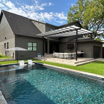 Summerhill Pools Outdoor Living - Modern Pool in Dallas, TX with water features, hard scape, deck and outdoor kitchen. East Dallas, Lakewood, Highland Park, Lake Highland - Pool & Hot Tub Service Near Me - Dallas, Texas Summerhill Pools Outdoor Living - Modern Pool in Dallas, TX with water features, hard scape, deck and outdoor kitchen. East Dallas, Lakewood, Highland Park, Lake Highland - Pool & Hot Tub Service Near Me - Dallas, Texas