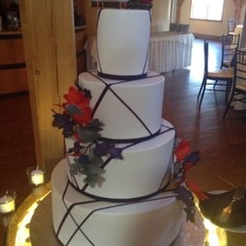 Chickadee Hill Cakes - Our beautiful cake! - Bakeries Near Me - Derry, New Hampshire