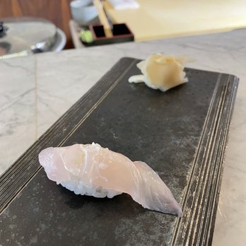 Sushi Note - Look how thin it's sliced. :/ - Sushi Bars Near Me - Los Angeles, California