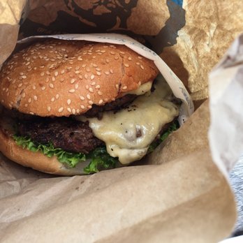 Fergburger - Burgers Near Me - Queenstown, OTA