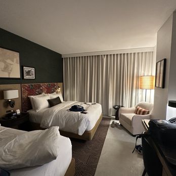Kimpton Santo - Standard double queen room - Hotels Near Me - San Antonio, Texas