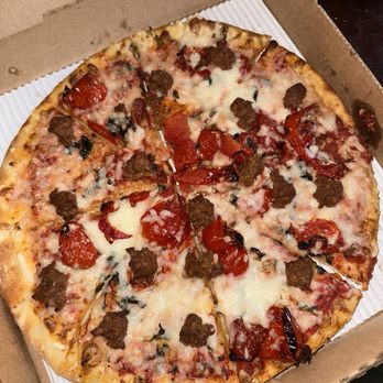Puccini's Pizza Pasta - Chevy Chase - Humble Pie with vegan sausage and cheese - Italian Near Me - Lexington, Kentucky