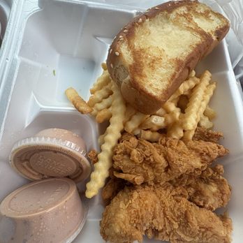Raising Cane's Chicken Fingers - Fast Food Near Me - Conyers, Georgia Raising Cane's Chicken Fingers - Fast Food Near Me - Conyers, Georgia