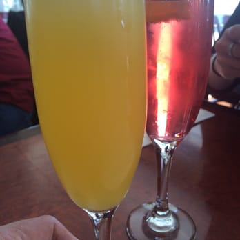 Avenue Cafe - 3/19/16- OJ & Cranberry Mimosas!! Tasty!! - Cafes Near Me - Capitola, California
