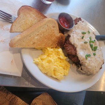 Table 57 - Husband's country fried steak - Breakfast & Brunch Near Me - Visalia, California