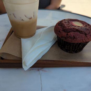 Creme Coffee Social - Coffee & Tea Near Me - San Antonio, Texas