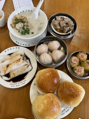 Chau Chow Restaurant by null