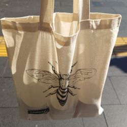 Unichem - A free tote bag for the comvita manuka honey I purchased!