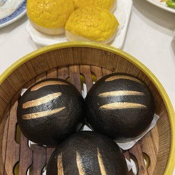 Happy Harbor - Squid Ink Molten Egg Custard Bao/ - Dim Sum Near Me - Rowland Heights, California