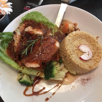 Am Thai Bistro - Chicken (Teriyaki?) - Thai Near Me - Brooklyn, New York